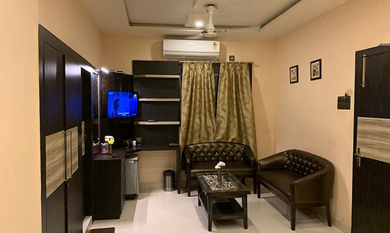 Shila International Hotel Kolkata Bagian luar foto